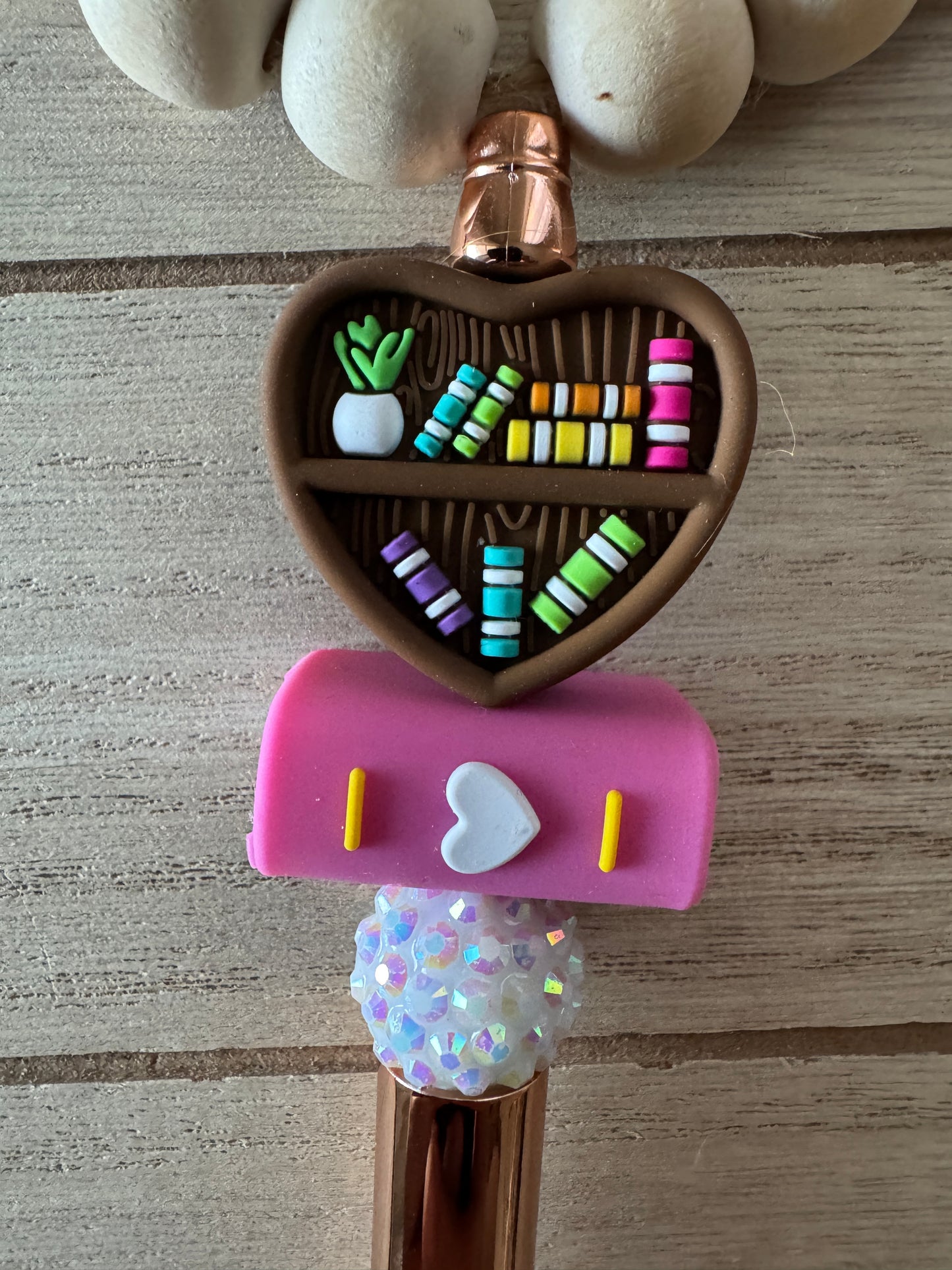 Beaded Bookshelf Pen