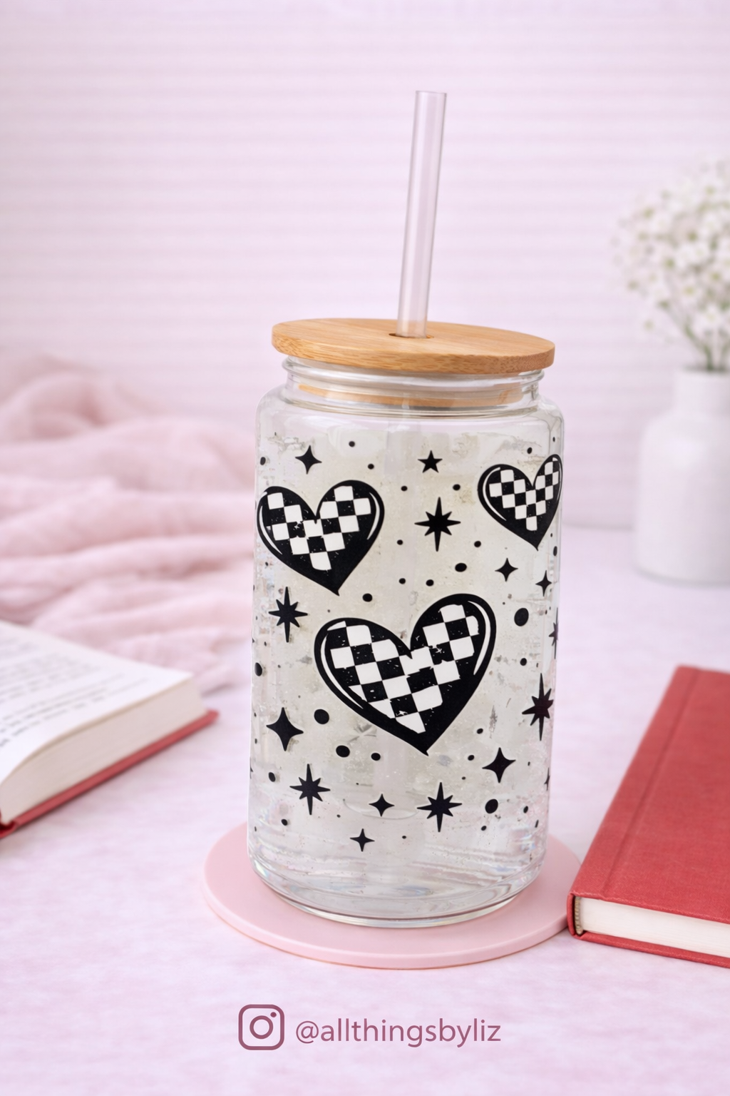 Aesthetic Glass Can Cup | Checkered Hearts Design
