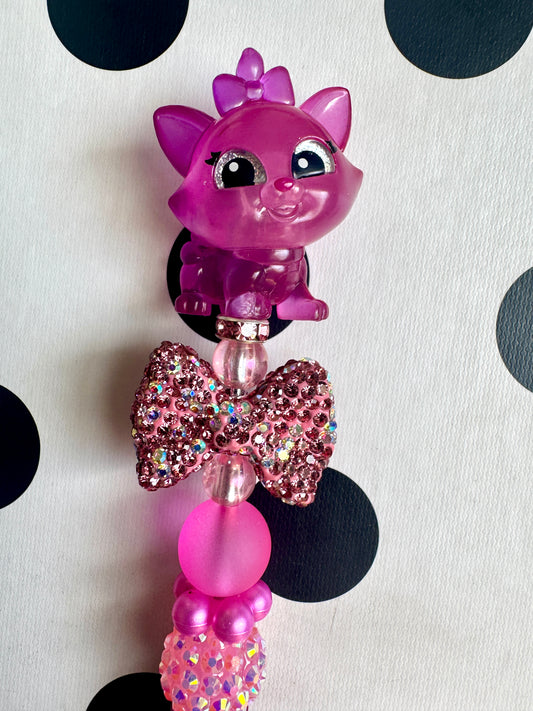 Doorable M Beaded pen